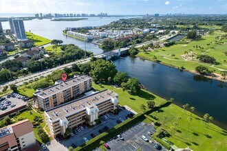 304 Golfview Rd, Unit 4050 in North Palm Beach, FL - Building Photo - Building Photo