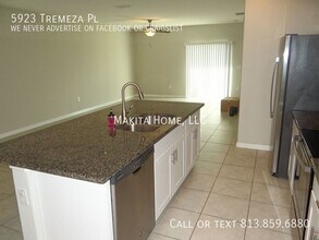 5923 Tremeza Pl in Palmetto, FL - Building Photo - Building Photo