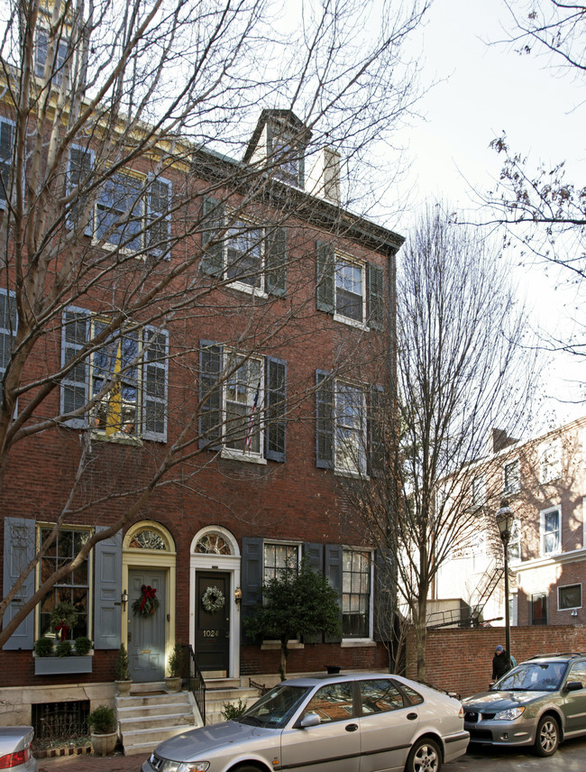 Clinton Street Bed & Breakfast in Philadelphia, PA - Building Photo - Building Photo