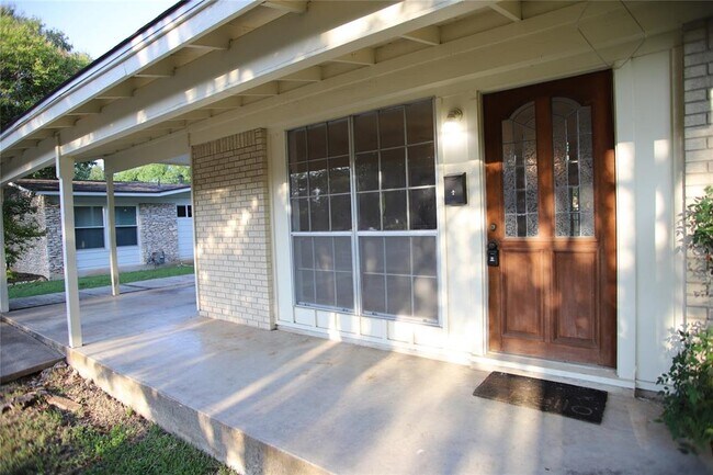 7519 Northcrest Blvd in Austin, TX - Building Photo - Building Photo