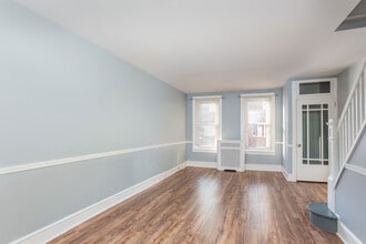 3030 Tulip St in Philadelphia, PA - Foto de edificio - Building Photo