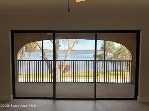 55 Riverside Dr in Cocoa, FL - Foto de edificio - Building Photo