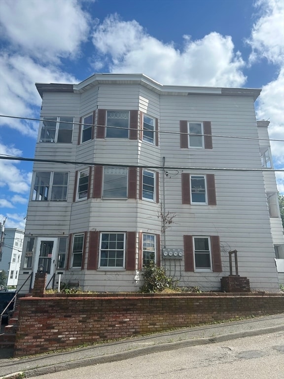 property at 160 Madison St