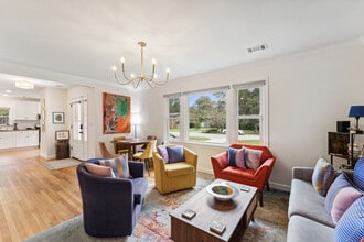 630 Lee Blvd in Savannah, GA - Building Photo - Building Photo