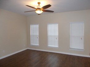 7316 April Mist Trl in Huntersville, NC - Building Photo - Building Photo