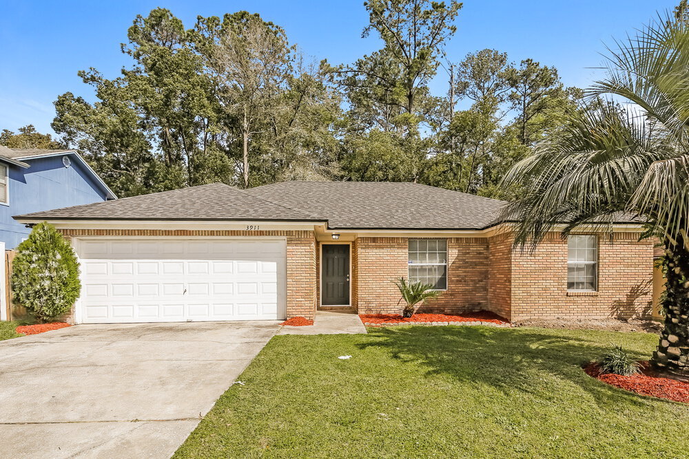 3911 Victoria Landing Dr N in Jacksonville, FL - Building Photo