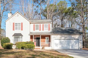 1310 Creekwood Cove in Lawrenceville, GA - Building Photo