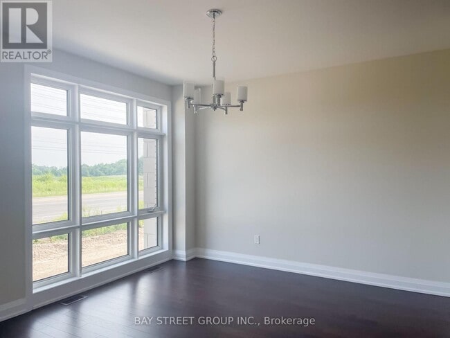 property at 993 Crowsnest Holw