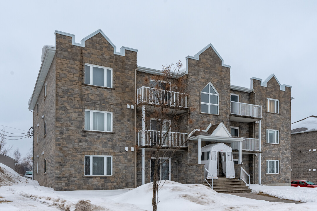 475 Yves-Carbonneau St in Lévis, QC - Building Photo