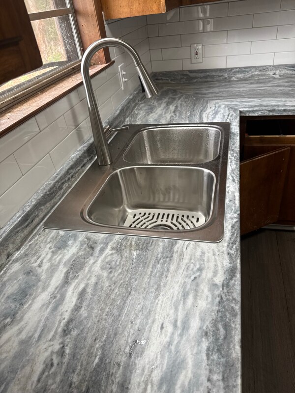 152 James Ave in Monroeville, AL - Foto de edificio - Building Photo