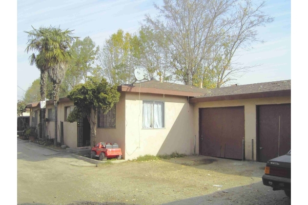 5590 W Mission Blvd in Ontario, CA - Building Photo - Building Photo