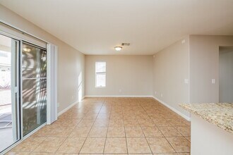 5324 Corbett St in Las Vegas, NV - Building Photo - Building Photo