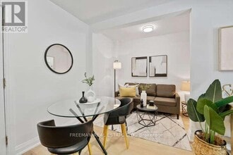 134 Carlton St. in Toronto, ON - Building Photo - Building Photo