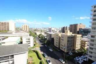 1624 Dole St in Honolulu, HI - Building Photo - Building Photo