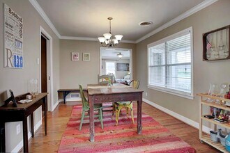 1010 Bay Oaks Rd in Houston, TX - Building Photo - Building Photo