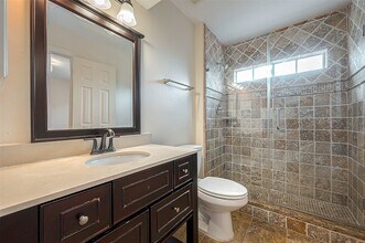 1914 Rosebay Ct in Sugar Land, TX - Building Photo - Building Photo
