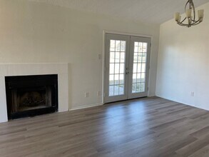 2108 Dickens Dr in Killeen, TX - Building Photo - Building Photo