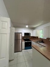 1260 SE 31st Ct in Homestead, FL - Building Photo - Building Photo