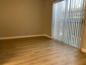 4170 Mississippi Ave in Las Vegas, NV - Building Photo - Building Photo