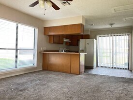 11124 Liberty School Rd in Azle, TX - Building Photo