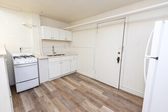 James Apartments | 2886 in Minneapolis, MN - Building Photo - Building Photo