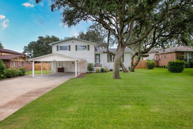 20 Dogwood Ln in Shalimar, FL - Building Photo - Building Photo