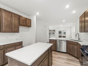 14946 Dyer Ln in Plainfield, IL - Building Photo - Building Photo