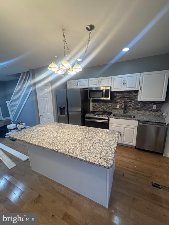 3221 Lyndale Ave in Baltimore, MD - Building Photo - Building Photo