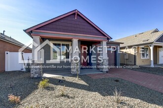 175 N Village Way in Prescott Valley, AZ - Foto de edificio - Building Photo