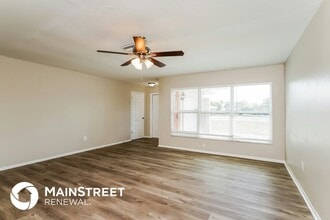 7311 Louise Dr in Ft. Myers, FL - Building Photo - Building Photo