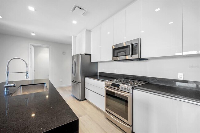 5 N Osceola Ave in Clearwater, FL - Building Photo - Building Photo