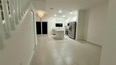 2617 SE 27th Dr in Homestead, FL - Building Photo - Building Photo