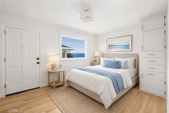 170 McAulay Pl in Laguna Beach, CA - Foto de edificio - Building Photo