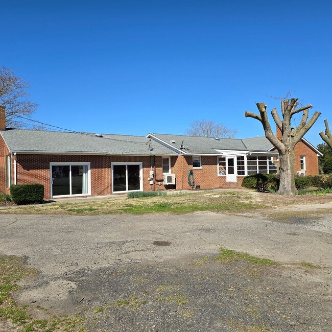 29093 Arlington Rd in Cape Charles, VA - Building Photo - Building Photo