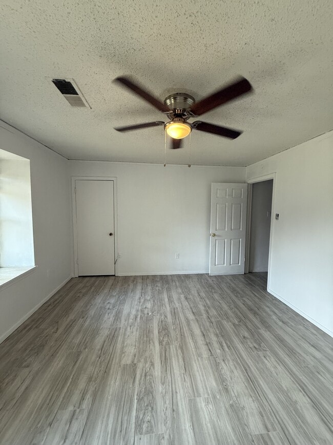 4860 Chesterwood Ct in Memphis, TN - Building Photo - Building Photo