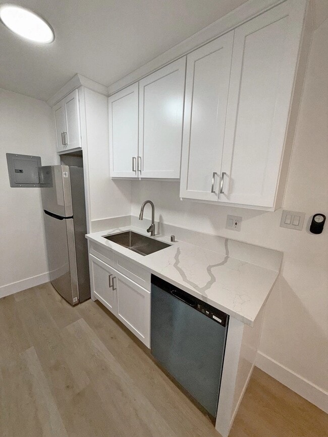 1852 N Wilton Pl in Los Angeles, CA - Building Photo - Building Photo