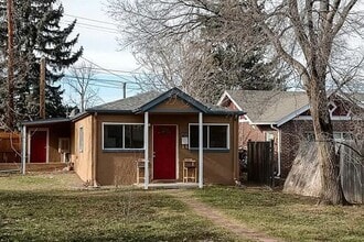 2735 N Cook St in Denver, CO - Building Photo - Building Photo