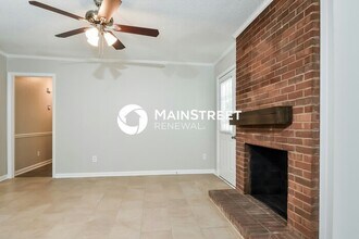 4720 Cricklewood Dr in Greensboro, NC - Building Photo - Building Photo