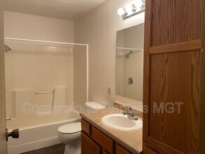 1515 14th Ave E in West Fargo, ND - Building Photo - Building Photo