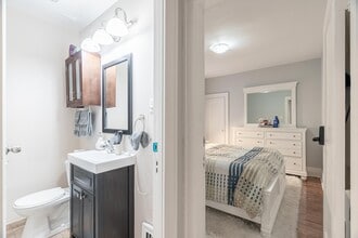 571 St James St in London, ON - Building Photo - Building Photo