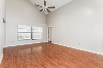 2607 Shilo Ct in Valrico, FL - Foto de edificio - Building Photo