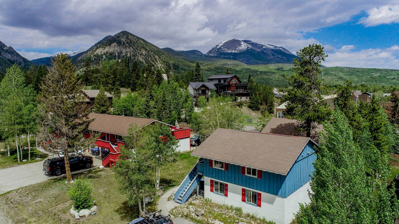 709 Frisco St in Frisco, CO - Building Photo