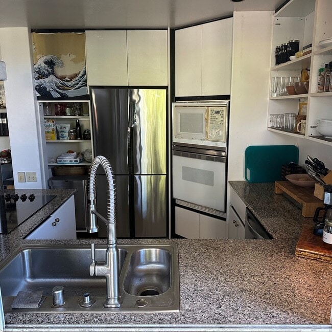 property at 3200 Wailea Alanui Dr