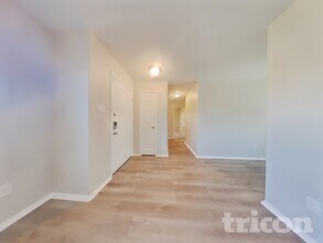 9200 Tierra Verde Dr in Fort Worth, TX - Building Photo - Building Photo