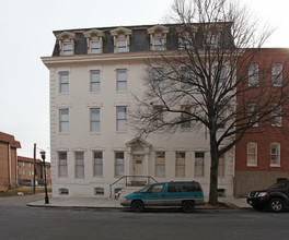 339 Bloom St in Baltimore, MD - Building Photo - Building Photo