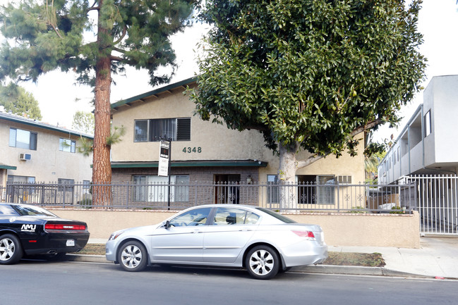 4348 Ventura Canyon Ave in Sherman Oaks, CA - Building Photo - Primary Photo