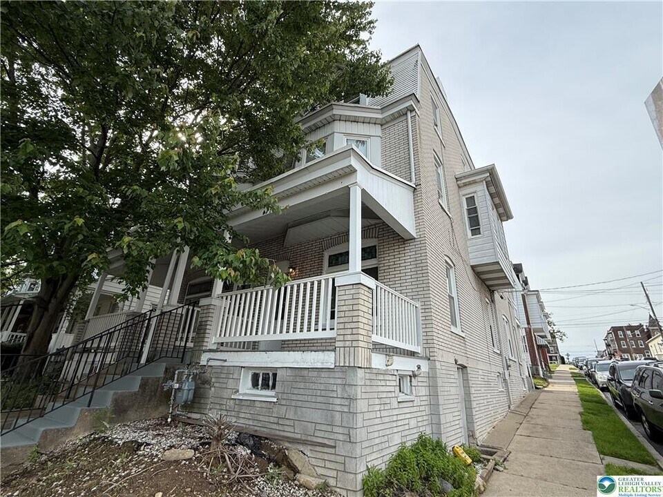 632 Cleveland St in Allentown, PA - Building Photo
