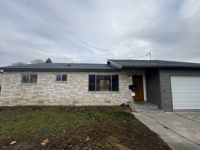1407 S 20th Ave in Yakima, WA - Building Photo - Building Photo