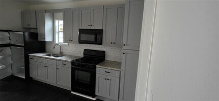 7902 Hudson St in Houston, TX - Building Photo - Building Photo