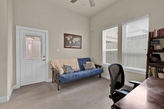5920 Petty St in Houston, TX - Building Photo - Building Photo
